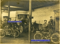 NSU Motorcycle Photo Garagescene 3,5 HP 1912 + 2,5 HP 1908  nsu-f77