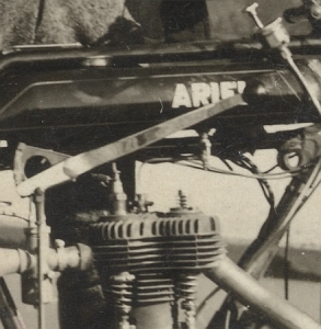 Preview: Ariel Motorrad Foto  Typ  Modell 350ccm sv  1924  ari-f21