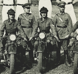 Preview: BMW Motorrad Foto R 42 RW/Polizei Akrobatik Truppe 1928 bmw-mf101