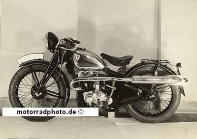 DKW Motorcycle Photo Typ SB 350 sport factory photo 1934 dkw-f083