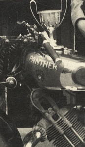 Preview: Panther Motorrad Foto Typ 500cm ohv 1934 pa-gbf02 Preview: Panther Motorrad Foto Typ 500cm ohv 1934 pa-gbf02