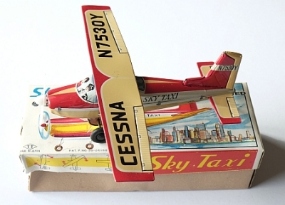 Sky Taxi  Blechflugzeug T.T. Japan  OVP  ca. 1960  509100