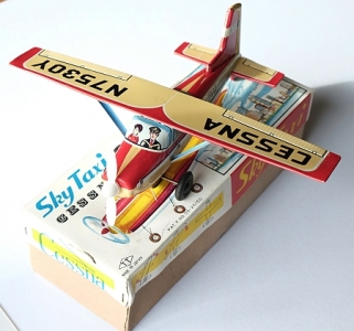 Preview: Sky Taxi  Blechflugzeug T.T. Japan  OVP  ca. 1960  509100