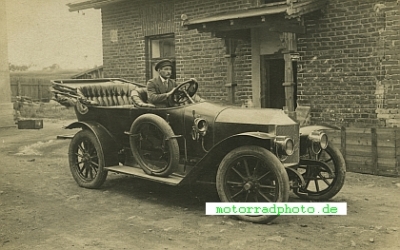 Metallurgique Automobil Foto 10/30 PS  1913   bm-a04